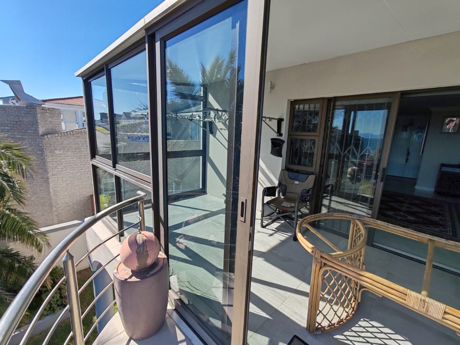 3 Bedroom Property for Sale in De Kelders Western Cape